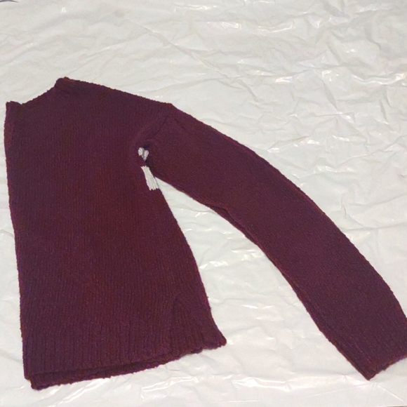 Hollister XS Striped Maroon Sweater - Picture 3 of 5